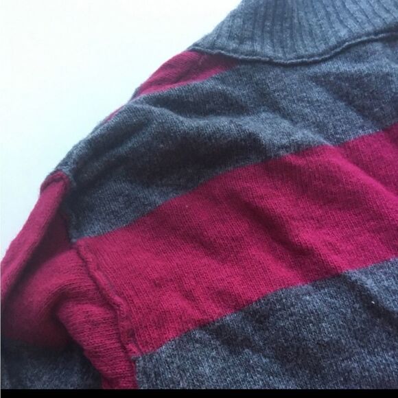Mossimo Striped V Neck Sweater - Picture 3 of 8